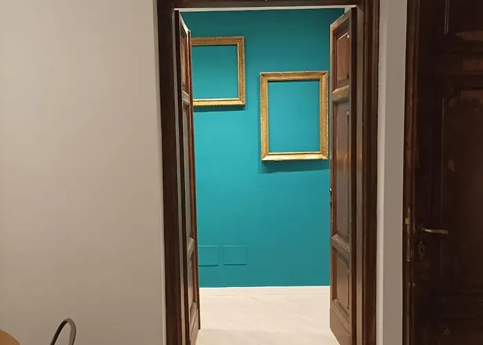 Apartment The Magic Door Rom
